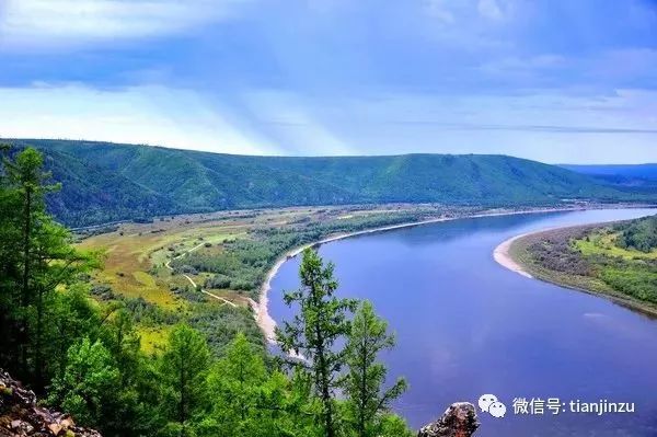 黑龙江，四季交织的北国风光，探寻冬夏之间的诗意画卷